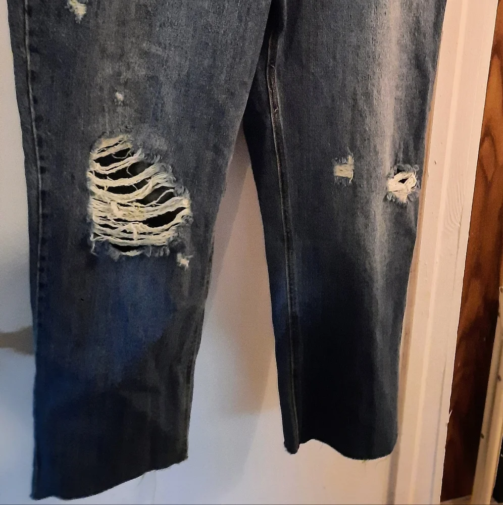 NOBO Distressed Super High Rise Slim Straight Crop Jeans 21